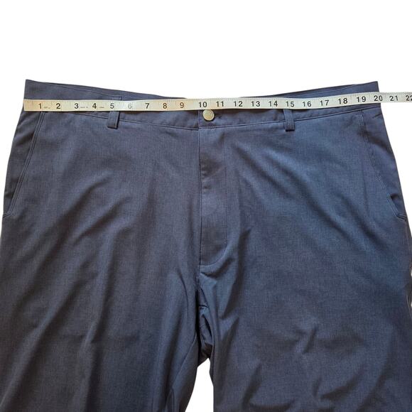 Peter Millar Shackleford Performance Hybrid Shorts 10" Inseam, sz 40 Golf & Swim - Picture 9 of 11